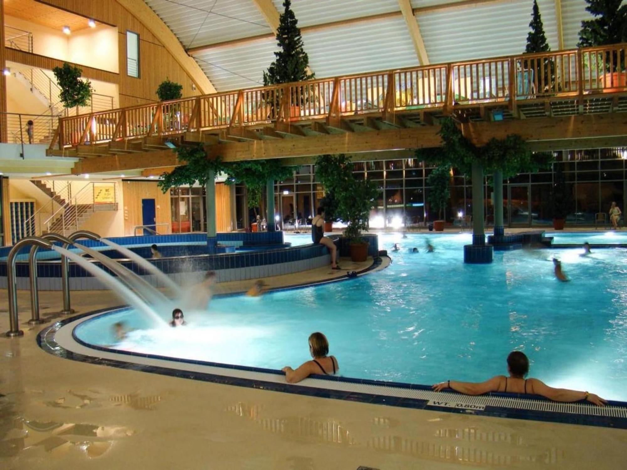 In With A Shared Pool Holiday home *